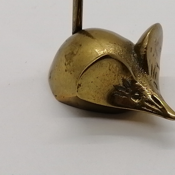 SOLD          VTG Brass Mouse Ring Holder - Picture 2 of 15